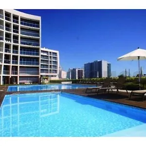 Apartamento Charming With Terrace And Pool In, Lisboa