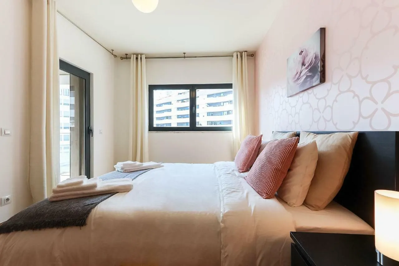 Expo Premium By Homing Apartment Lisbon Portugal